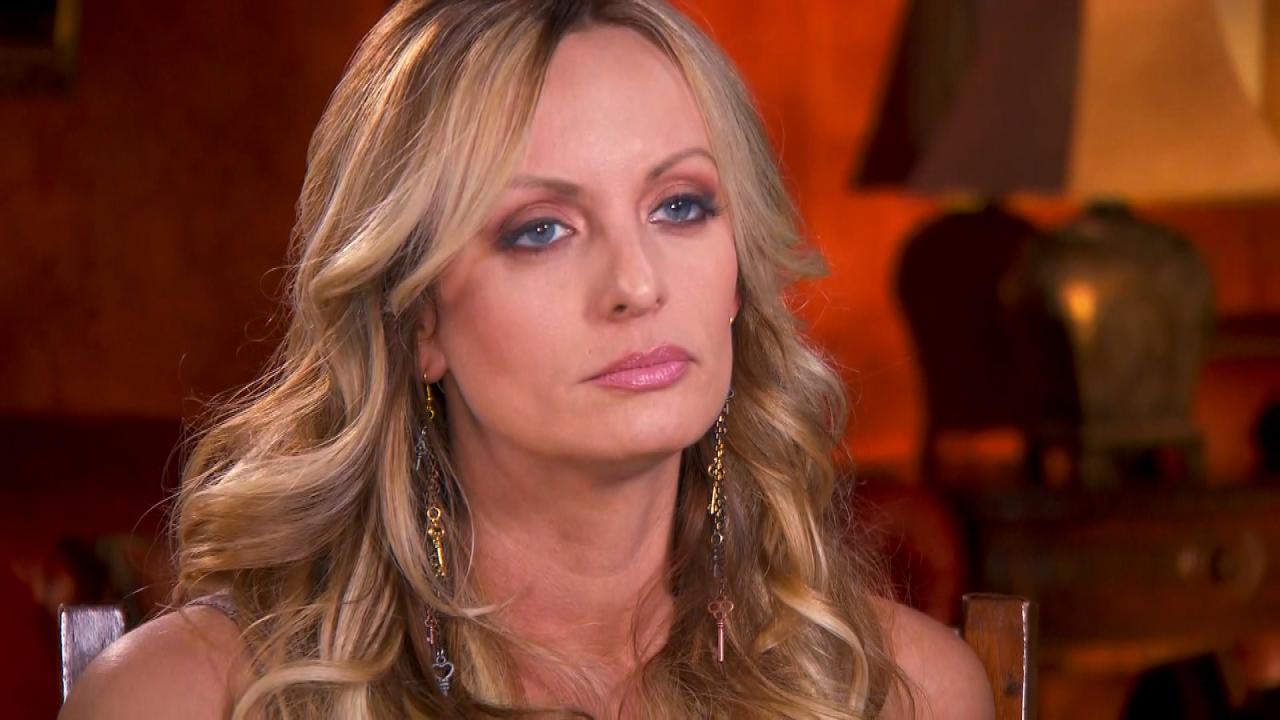 lawyer a with agreement Stormy to Story Her Daniels Wants to Return Tell $130,000