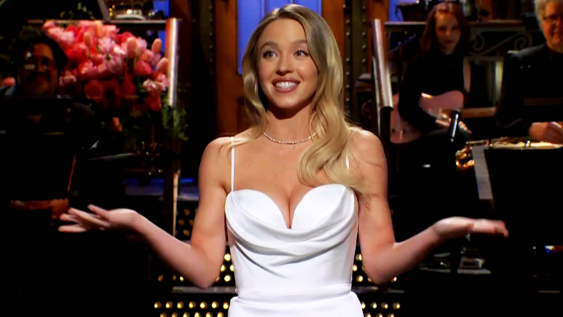 Sydney Sweeney hosts 'Saturday Night Live' 