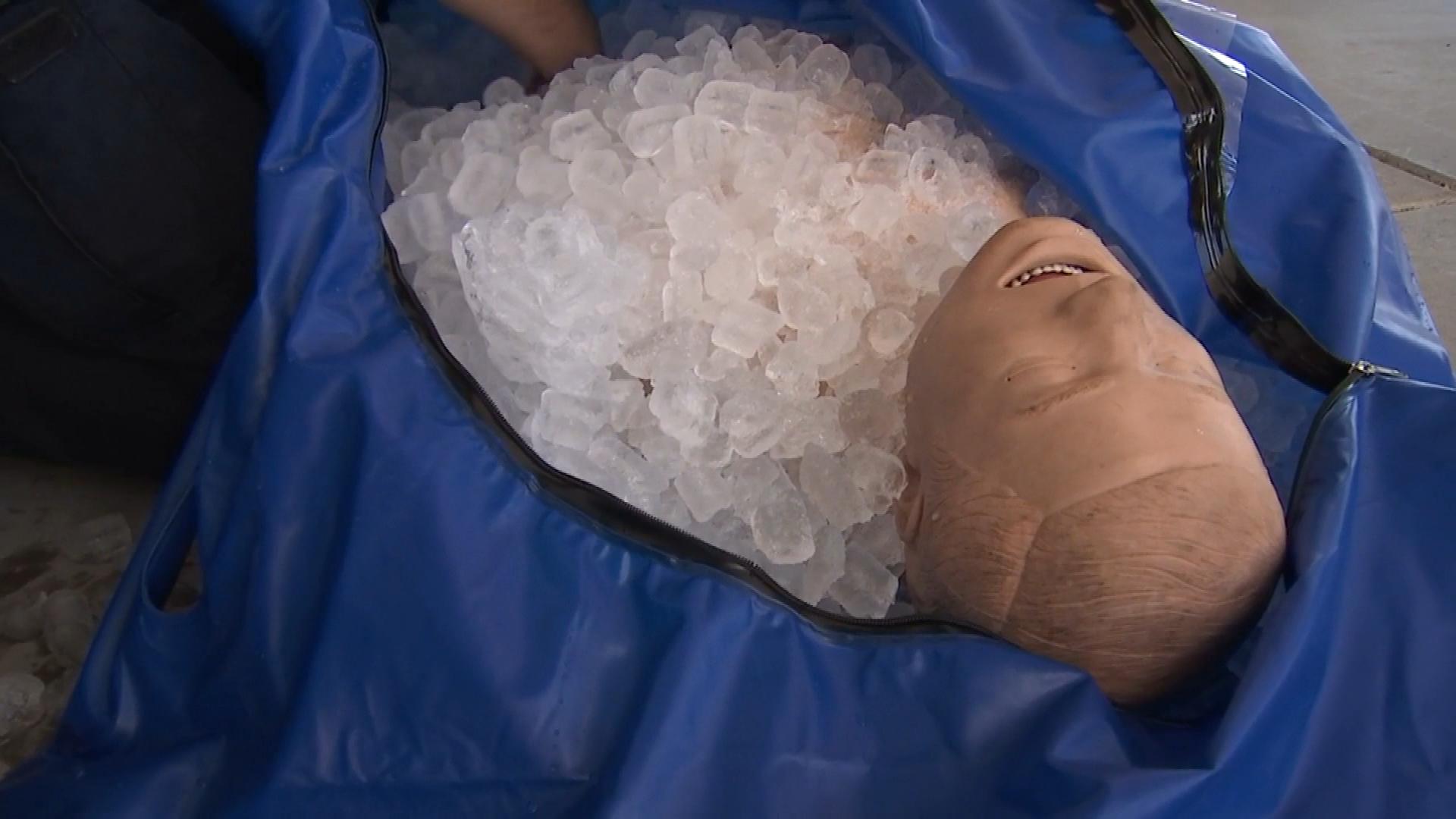 Practice dummy in cooling bag with ice