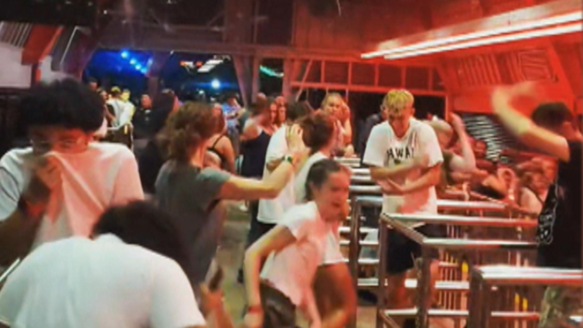 Ohio Roller Coaster Riders Get Swarmed by Mayfly Invasion 