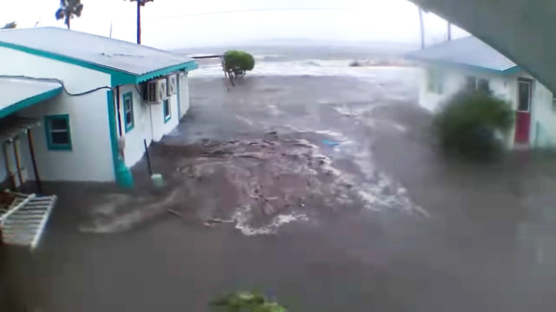 Tropical storm Debby causes floods in Florida