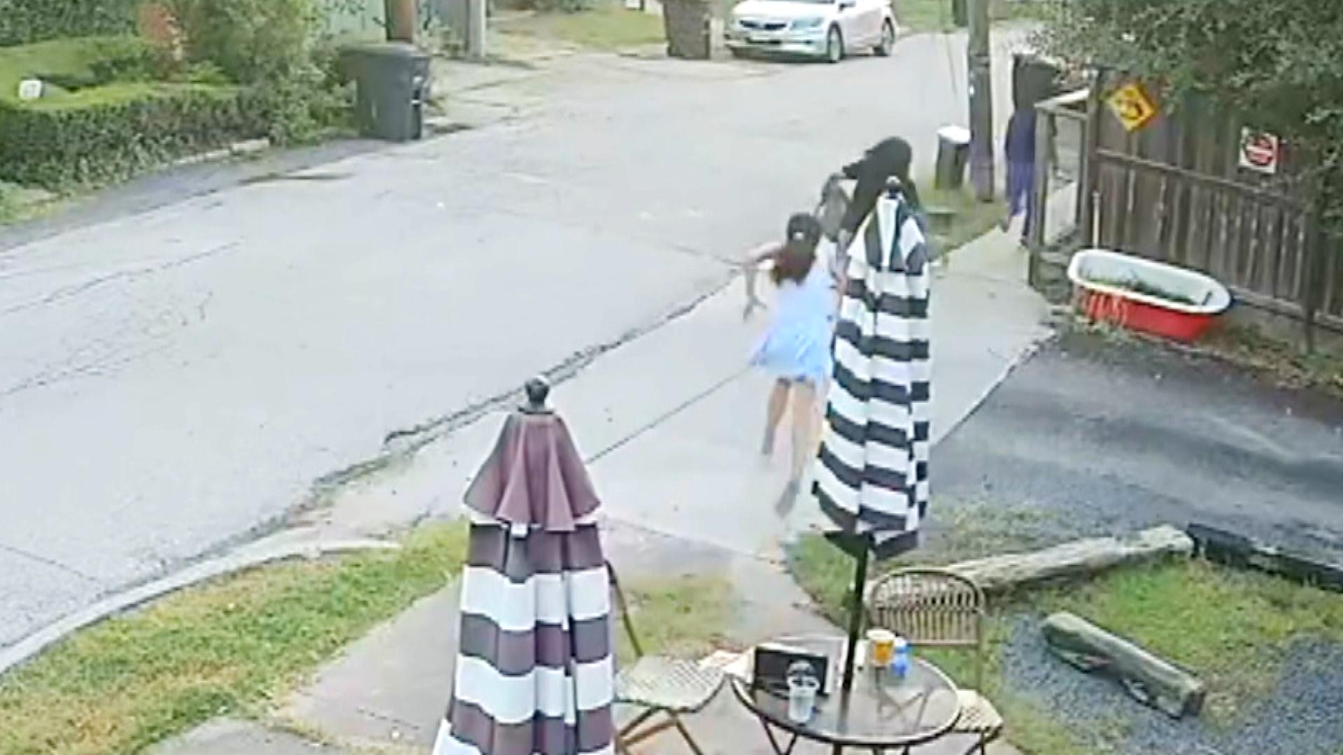 Woman Chases Down Thieves Who Took Her Backpack 