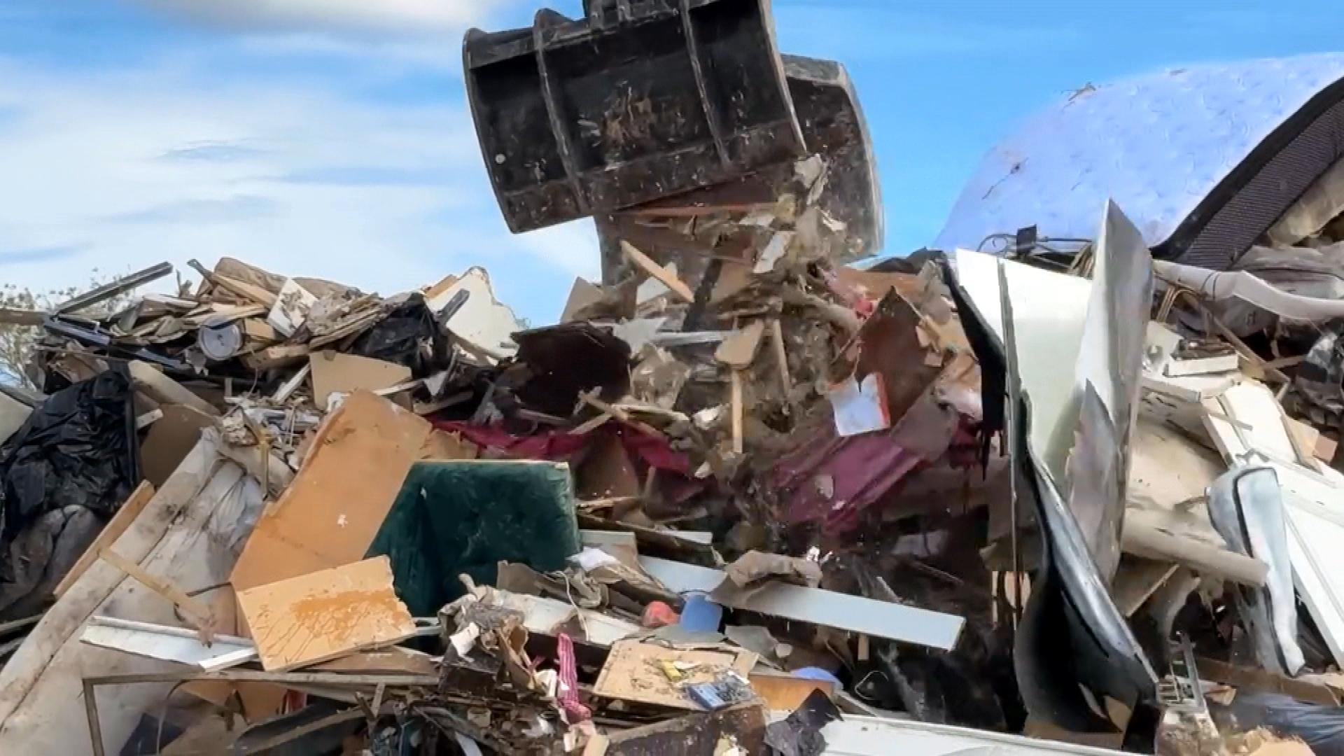 Crews Scramble to Clean Up Hurricane Helene Storm Debris