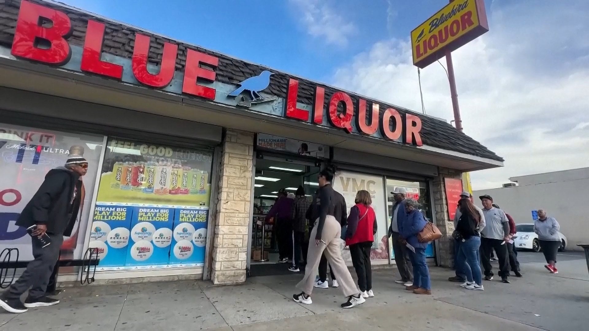 With several previous Powerball and Mega Millions winners, Bluebird Liquor Store in Hawthorne, California, is considered lucky.