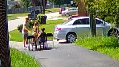 Thief Swipes Children's Lemonade Stand Money Jar