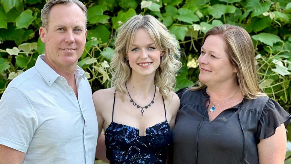 Jillian Ludwig With Her Parents