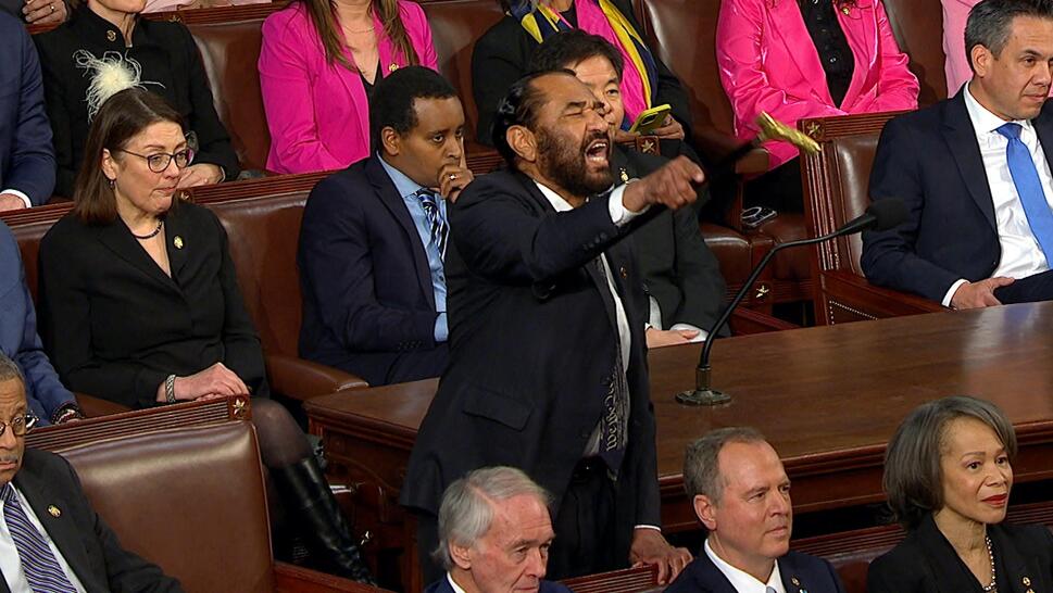 Rep. Al Green Removed From Trump's Speech to Congress