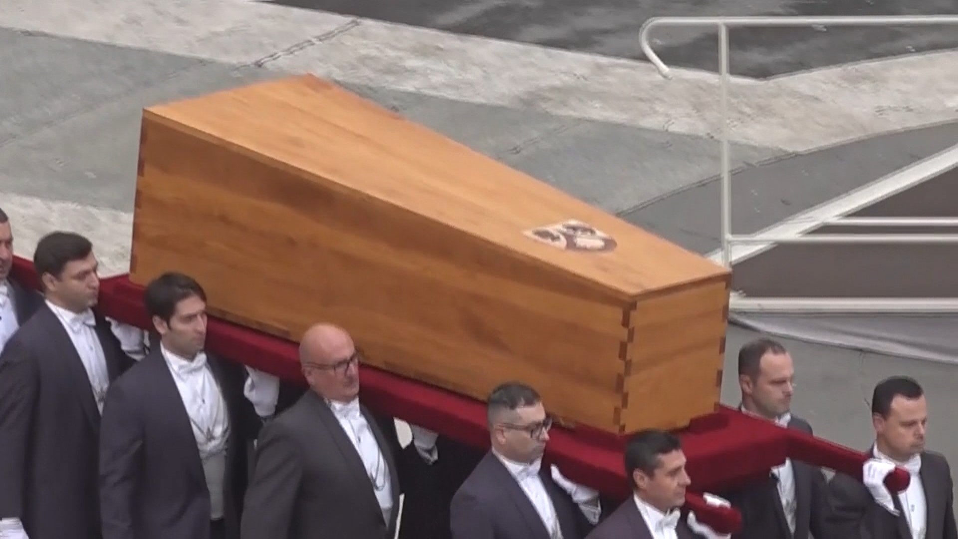 Pope Benedict Funeral Presided Over By Pope Francis In Vatican City ...